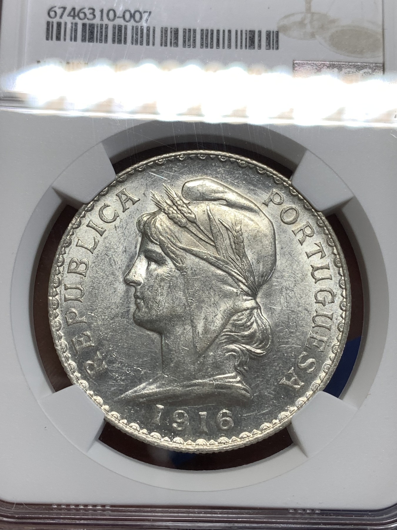 《竞宝斋》第218场-周日，周一 2场 (全场包邮) NGC-AU58 葡萄牙1916年女神头像1埃斯库多大银币