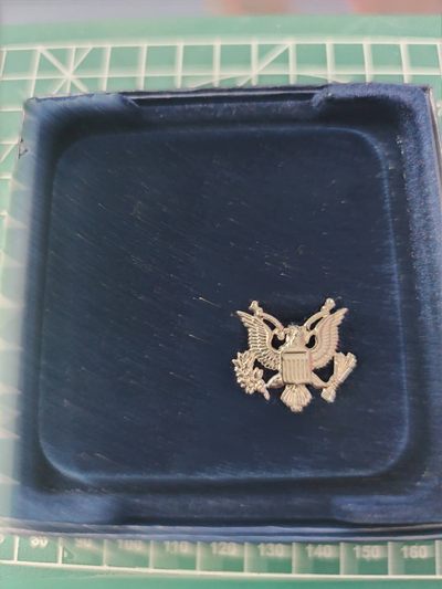 燕姐换藏第70拍 美国2010年伤残老兵纪念精制银币 原价740