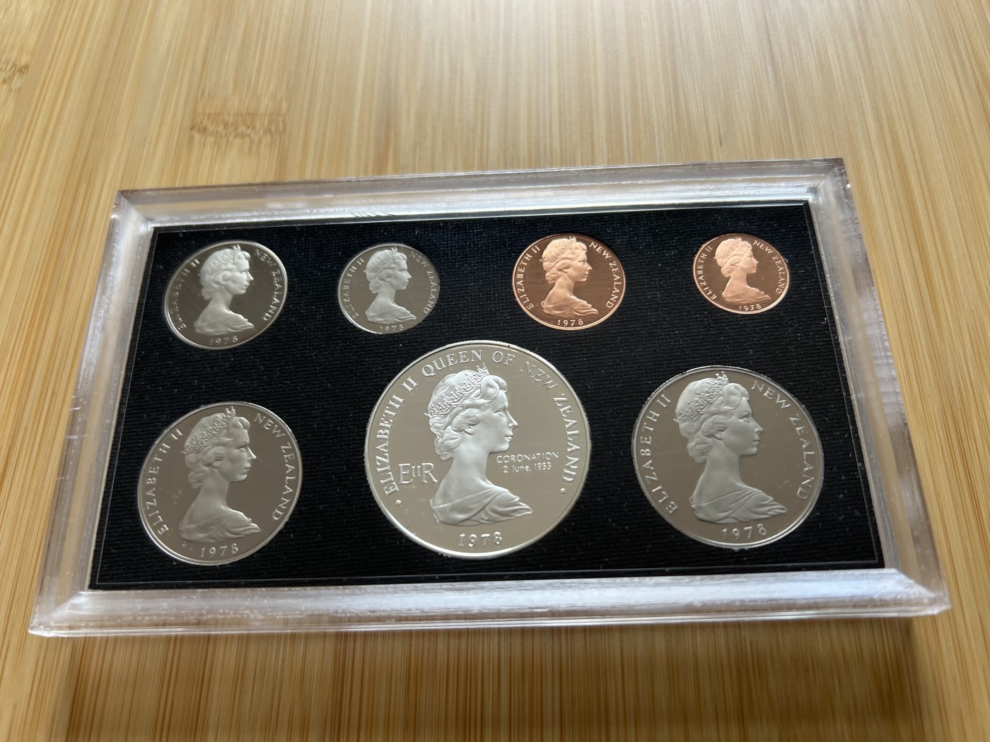 全场顺丰包邮 外国银币 纪念币 套币等  新西兰1978年精制套币 Proof Set 含1盎司 新西兰 国会大厦银币