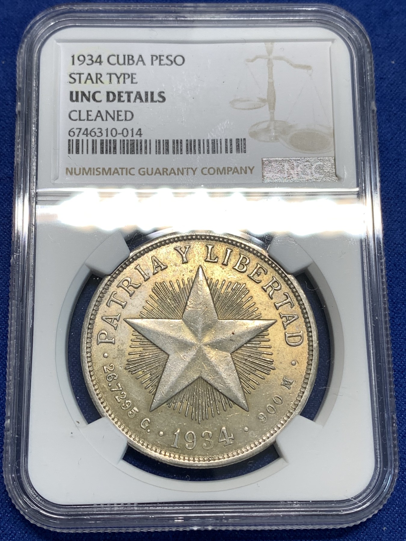 《竞宝斋》第219场-周日，周一 2场 (全场包邮) NGC- UNC古巴 1934年 star type 大五星1比索 银币