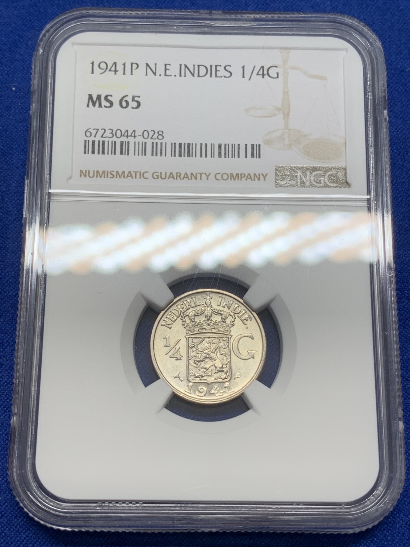 《竞宝斋》第219场-周日，周一 2场 (全场包邮) NGC-MS65 荷属东印度群岛 今印尼 1941年P版 1/4盾银币 卷拆品