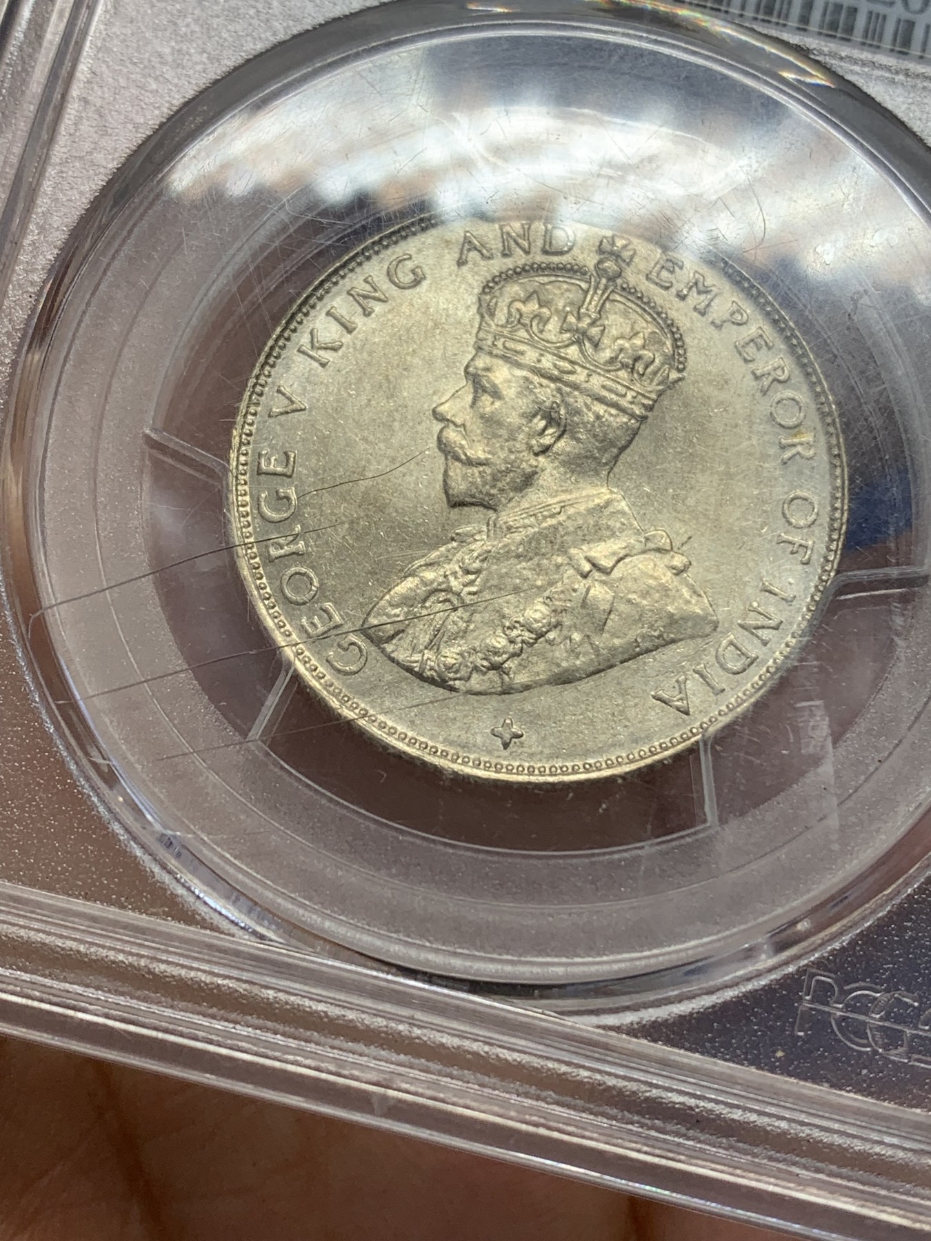 《竞宝斋》第219场-周日，周一 2场 (全场包邮) PCGS MS63 英属海峡1920年乔治五世50分银币 盒子表面有小裂纹 细节见图