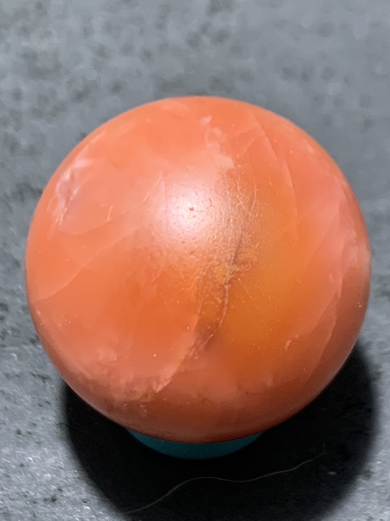 精美保山南红玛瑙2.0圆珠一颗，