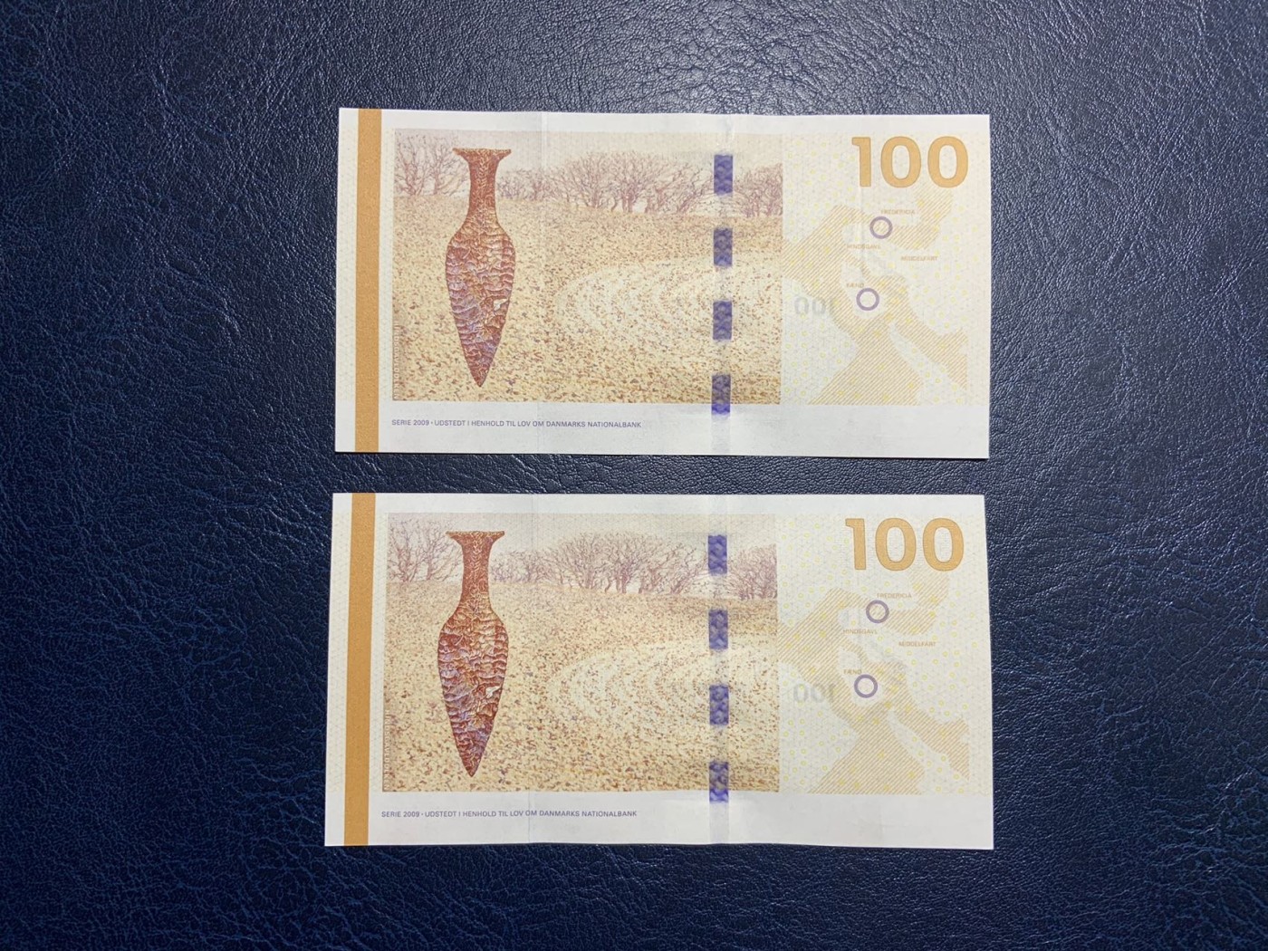 收藏联盟Quantum Auction 第307期拍卖  丹麦2013年100克朗2张 品相全新UNC