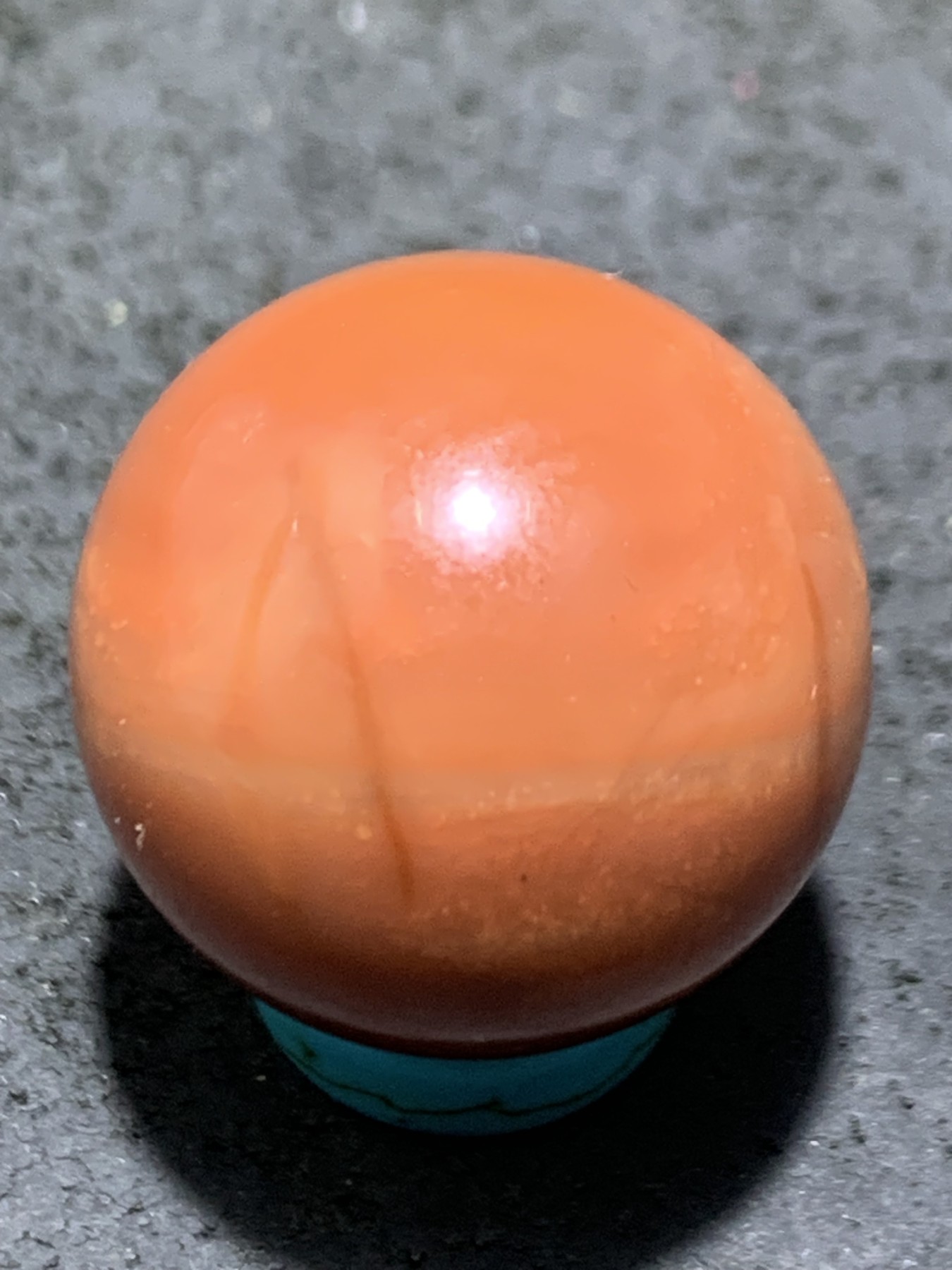 南红玛瑙柿子红圆珠一颗，