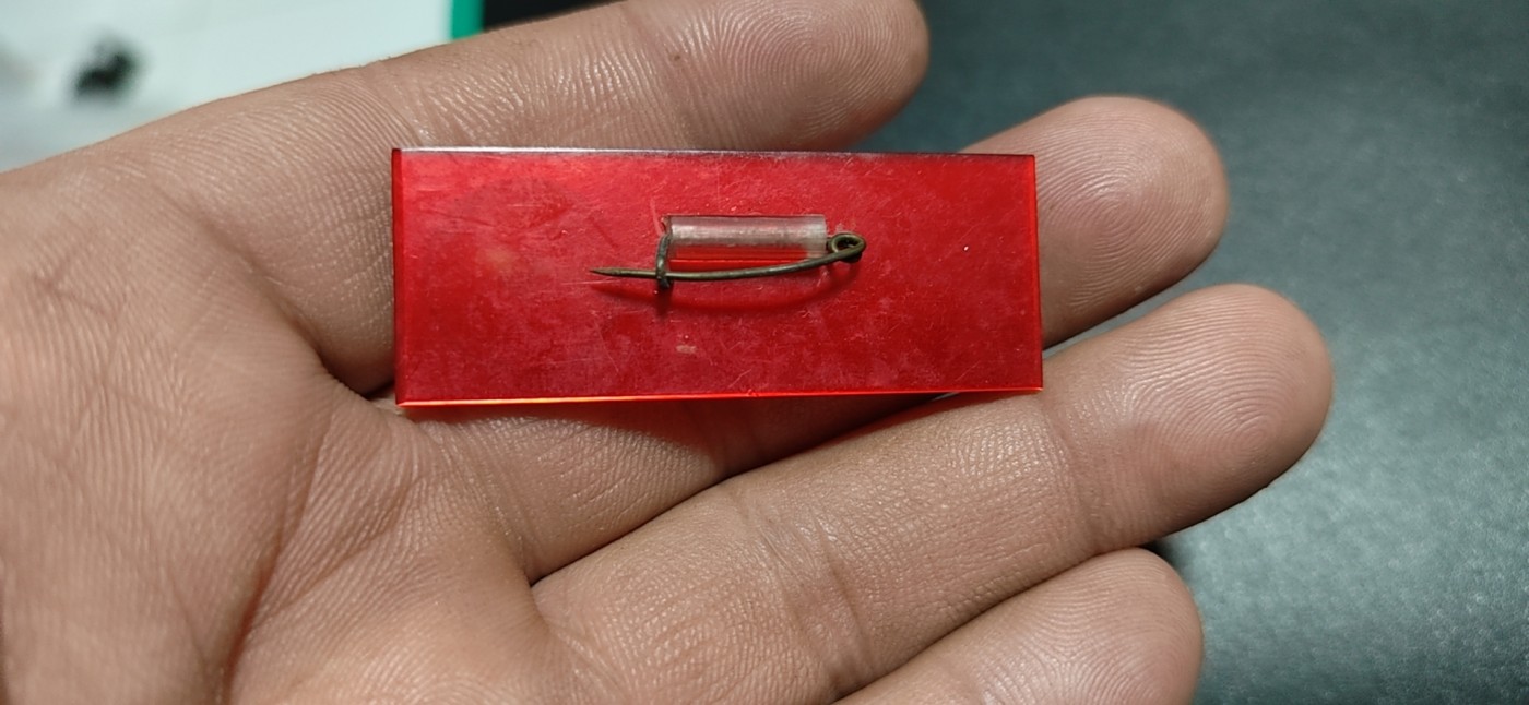 徽章 像章专场，包老保真   ，年后发货 🔥🔥🔥🔥毛主席像章一枚，带语录，品相如图