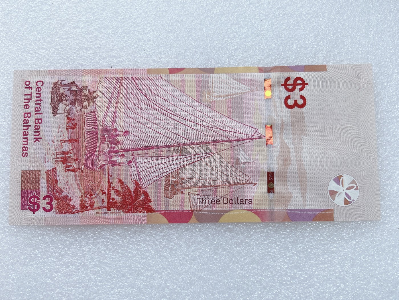 全场一元起拍 各国纸币专场 第43期 全新 巴哈马3元纸币 2019年版 女王头像 A冠 无47 尾号66