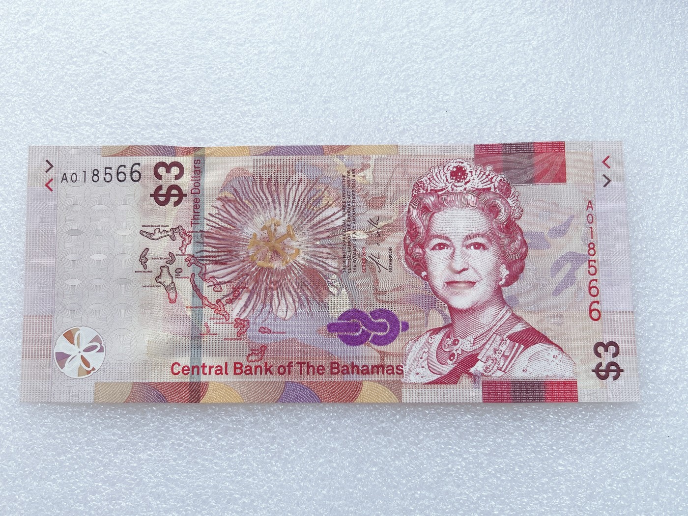 全场一元起拍 各国纸币专场 第43期 全新 巴哈马3元纸币 2019年版 女王头像 A冠 无47 尾号66