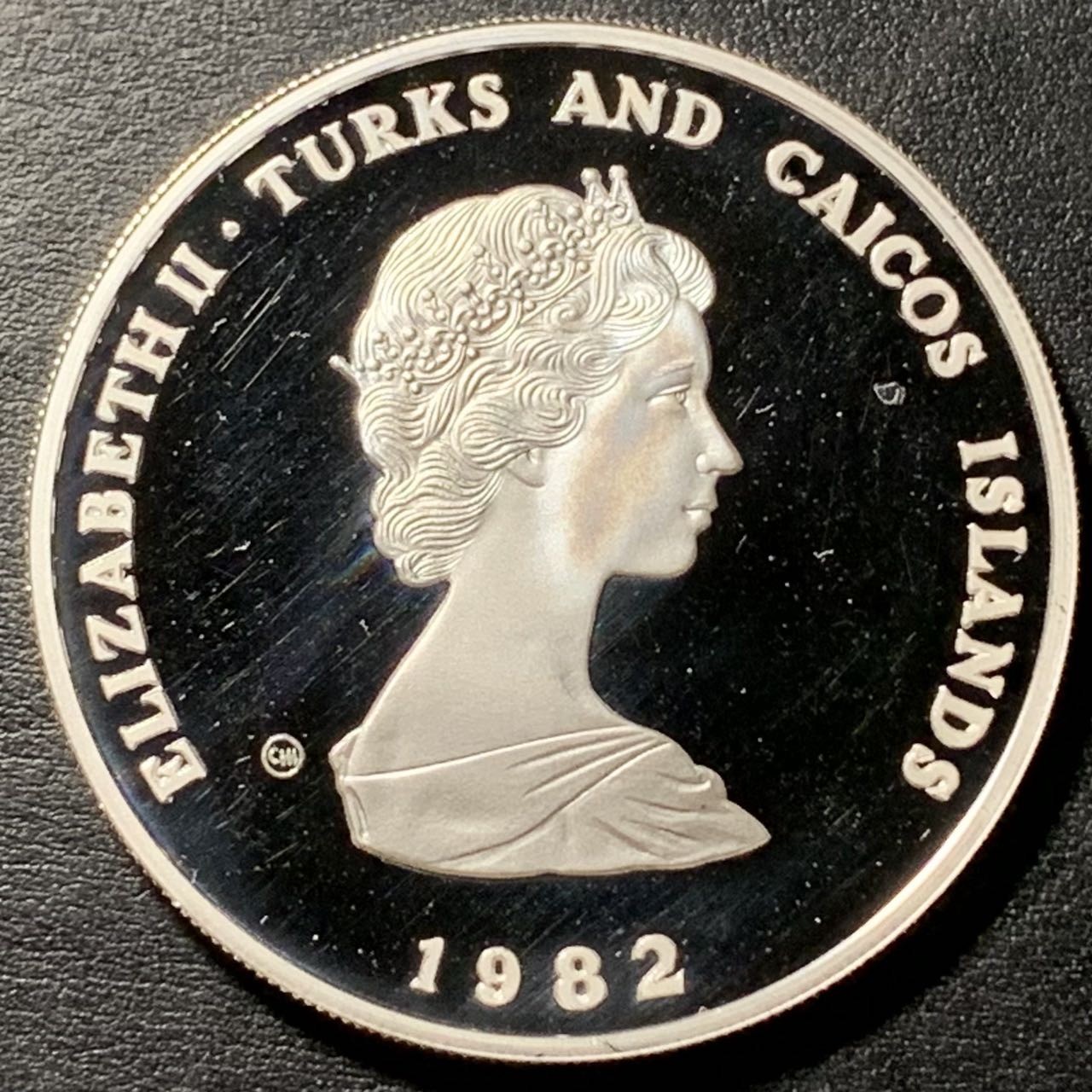 紫瑗钱币——第326期拍卖 特克斯与凯恩斯 1982年 国际儿童年 10克朗 23.32克 0.925银 精制