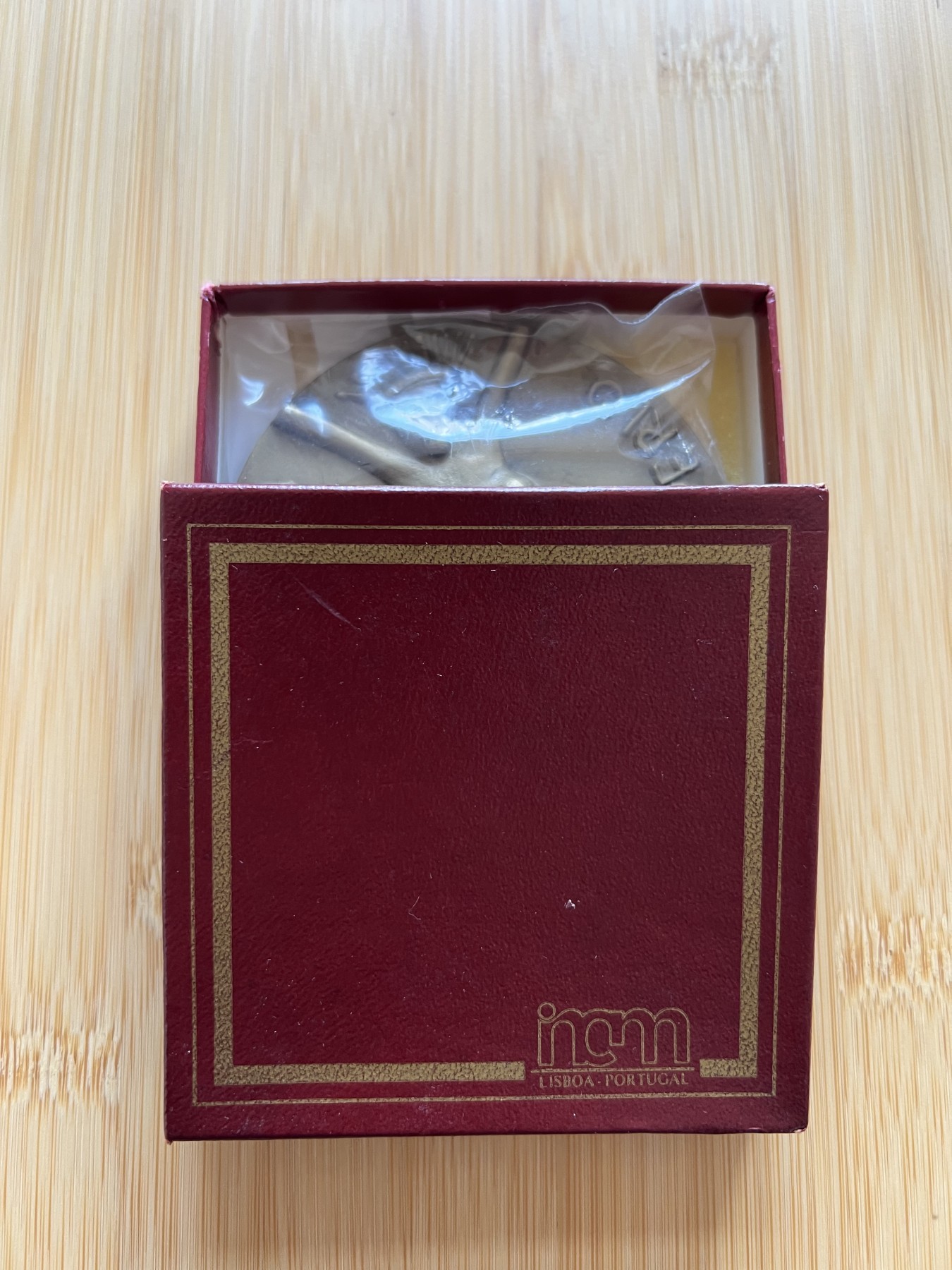 全场顺丰包邮 外国银币 纪念币 套币等  葡萄牙 草裙舞女郞 裸女 大铜章 直径78MM 重155G