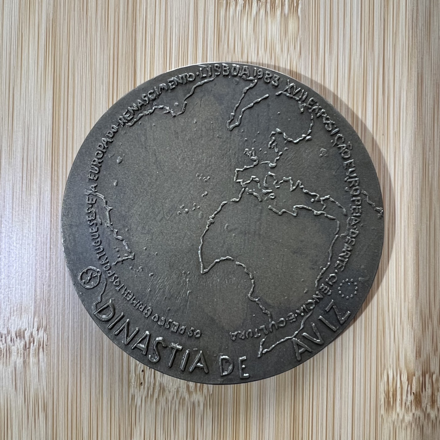 全场顺丰包邮 外国银币 纪念币 套币等  葡萄牙 草裙舞女郞 裸女 大铜章 直径78MM 重155G