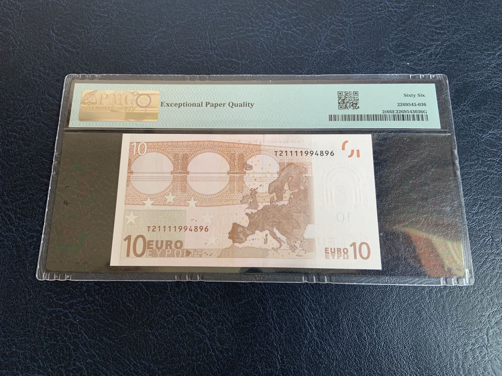 收藏联盟Quantum Auction 第307期拍卖  欧盟国家爱尔兰2002年10欧元 PMG66 第一签名稀少 狮子号身 