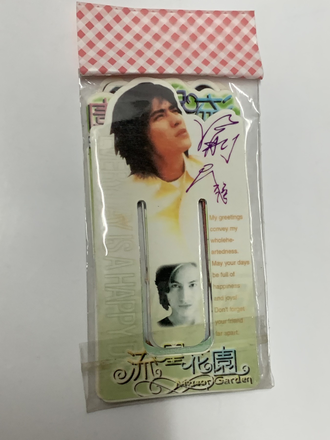 零元拍：宋佳 亲笔签名 《犬之岛》宣传卡，拍中就送流星花园书签，米老鼠小挂坠两枚，哈利波特笔记本，长津湖观影书信