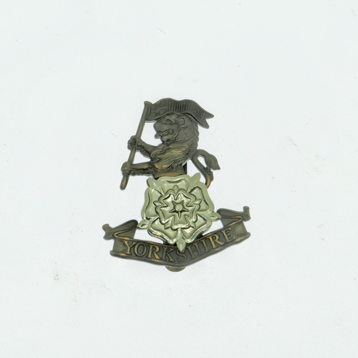 勋章奖章交易所12月2日拍卖 英国约克军团帽徽