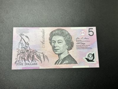 《外钞收藏家》第三百一十八期 - 2008年澳大利亚5元 非全新 品相如图