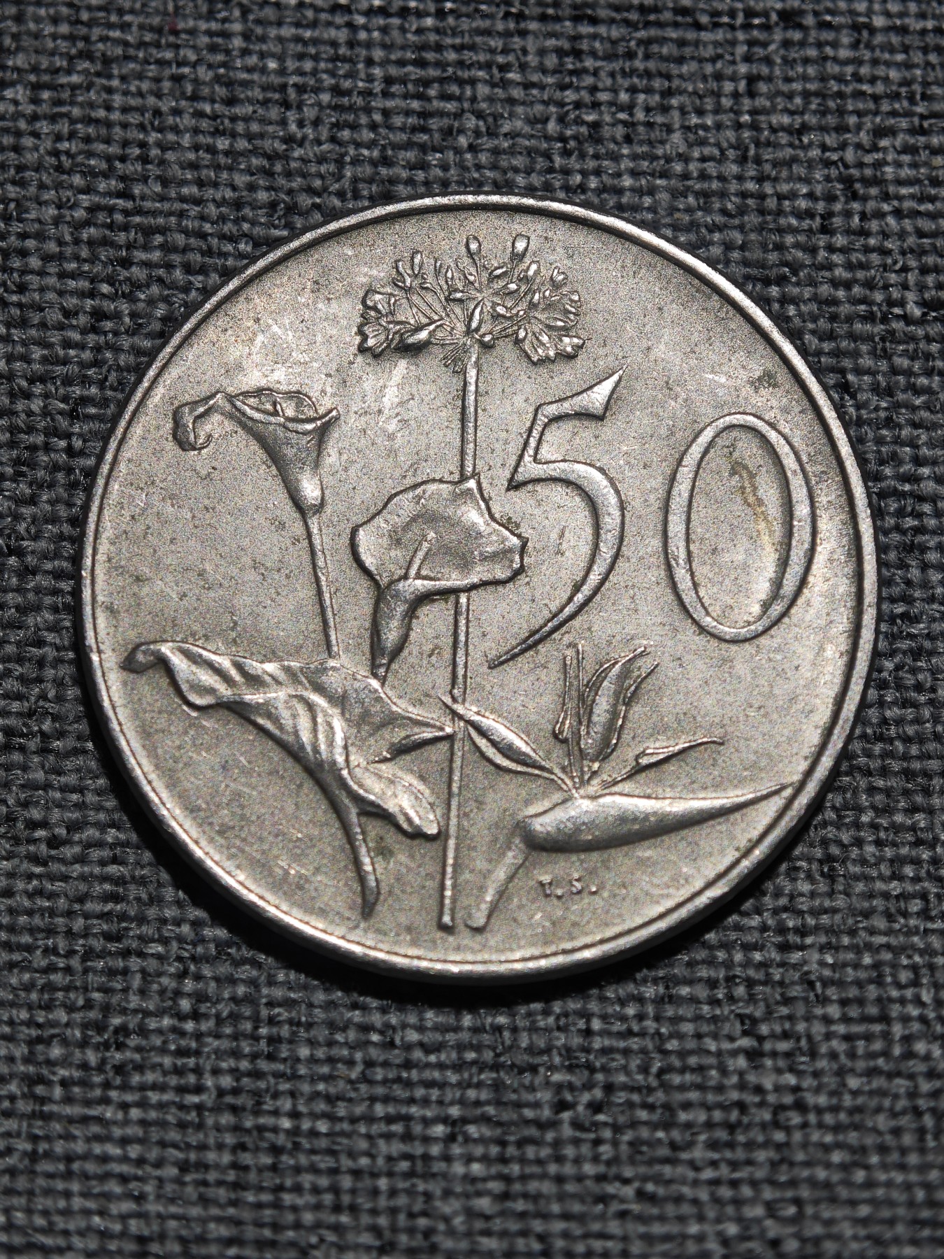 外国硬币收藏店第3期 南非1978年国徽版兰花50分