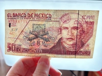 全场一元起拍 各国纸币专场 第43期 墨西哥1992年版50比索纸币 首年份 有字迹