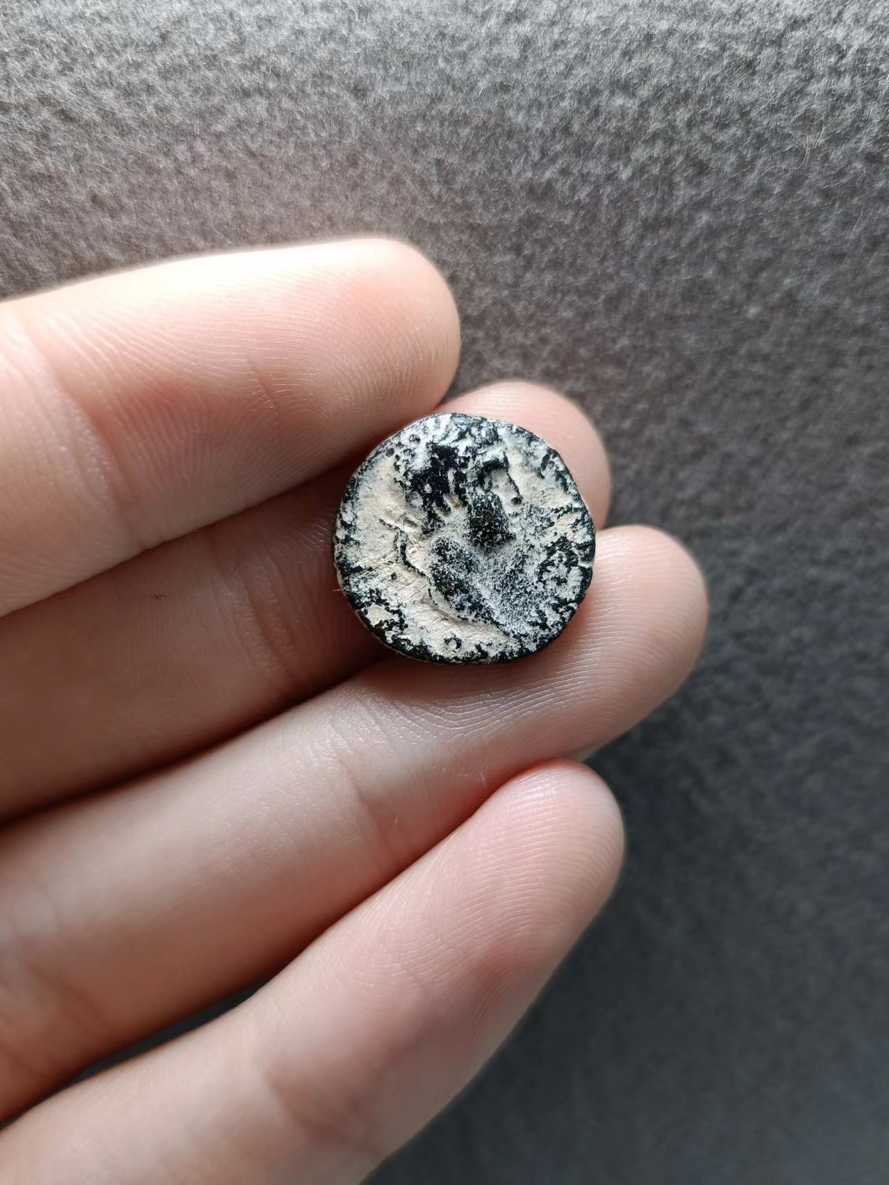 源泉斋12.3精品场（打制币，所有宝贝高曝拍摄，不隐藏缺陷，12.3日19：40截拍） 古罗马帝国行省，卡拉卡拉赦令纪念章，现存世两枚
