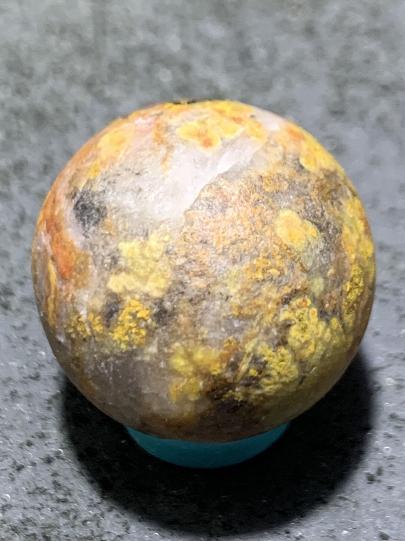 精美亚光风化纹草花战国红玛瑙手工雕刻福字2.0单珠一颗！