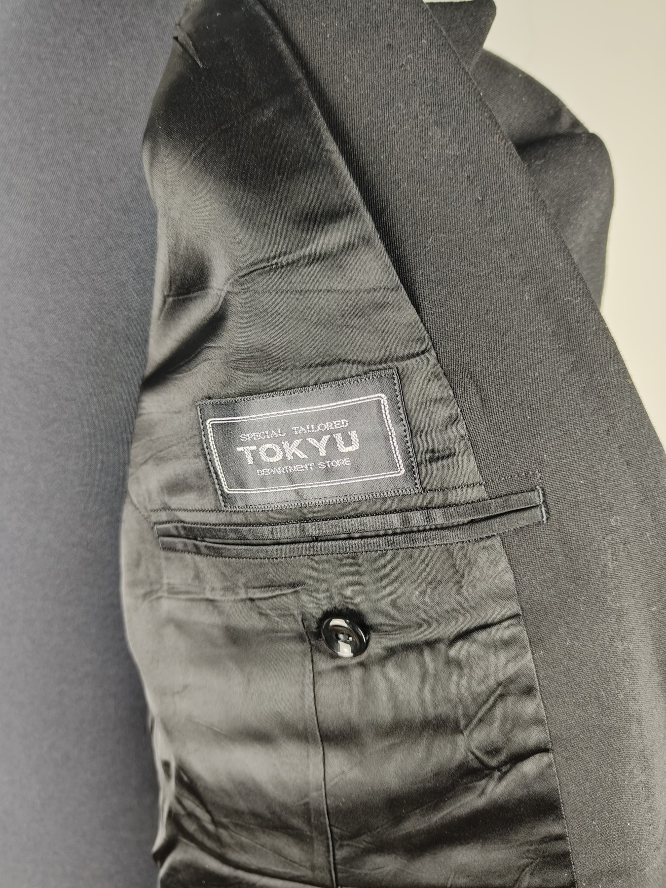 全场0元起拍 第113期 咸鱼国勋章拍卖专场 12月3日（周日）下午6：00开始 稀有大码 稀有长袖长 日本东京洋服店定制晨礼服上衣 胸围118 肩宽50 衣长104 袖长60