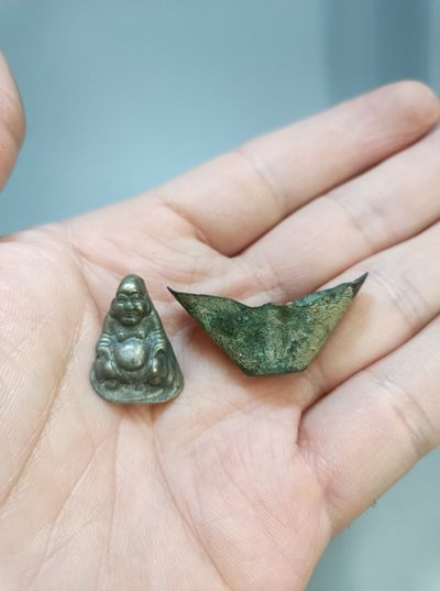 海藏阁杂项专场（1） - 清代银饰品（5g）
