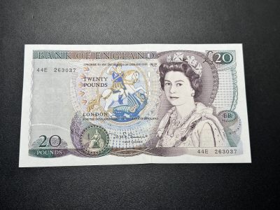 《外钞收藏家》第三百一十八期 - 英国D序列20镑 全新UNC