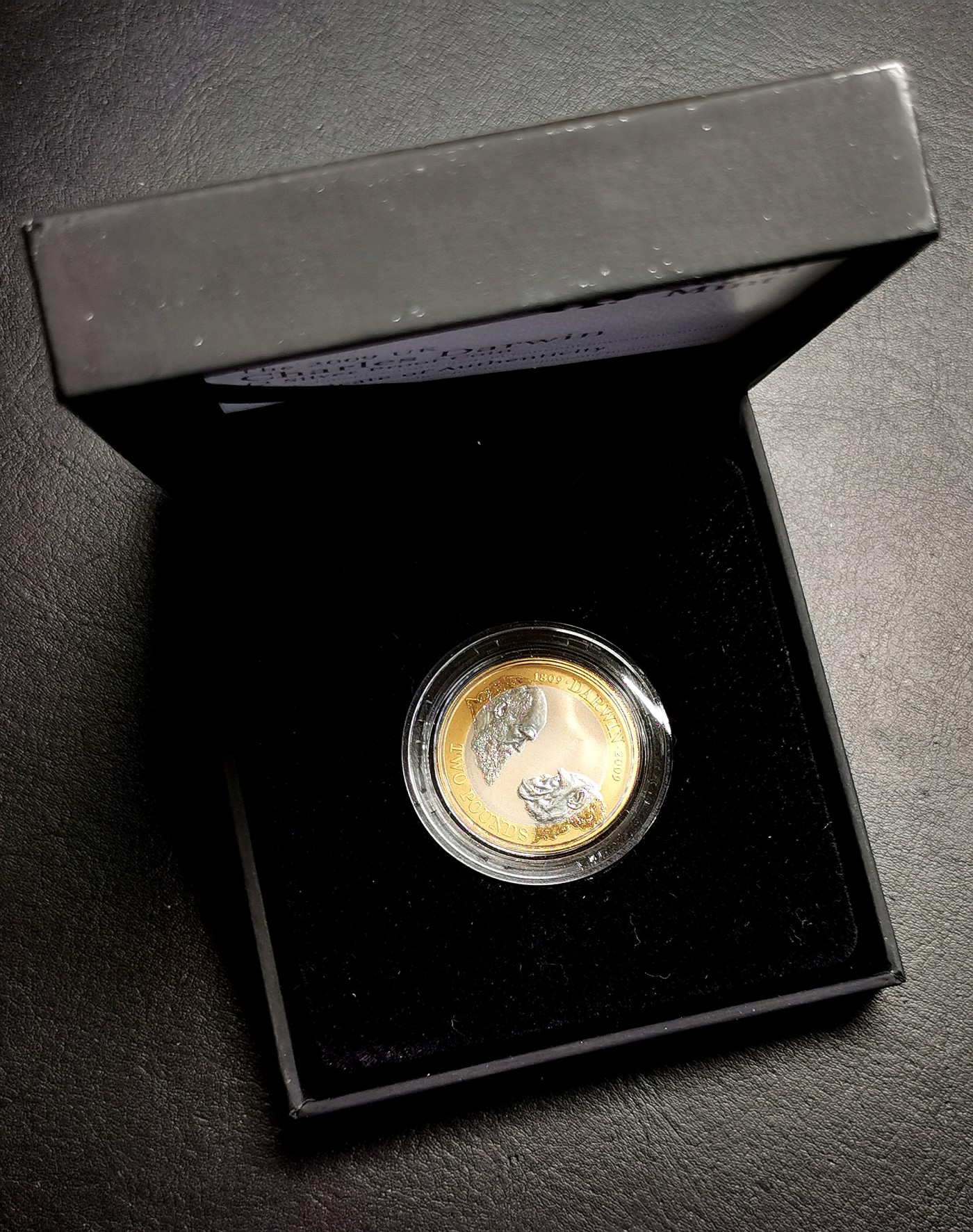 凡希社世界钱币微拍第二百五十六期 2009英国达尔文2镑镀金银币原厂盒证！