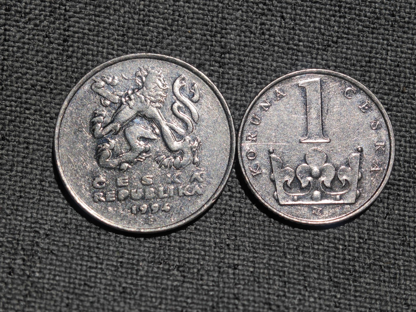 外国硬币收藏店第3期 捷克5、1克朗2枚