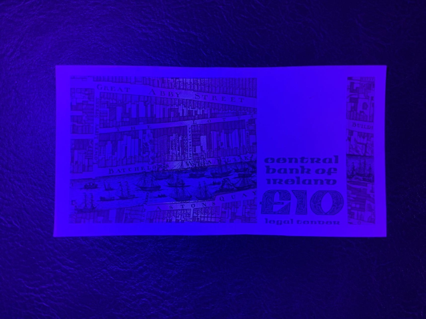 收藏联盟Quantum Auction 第308期拍卖  爱尔兰1989年10镑 品相UNC- 号码无4