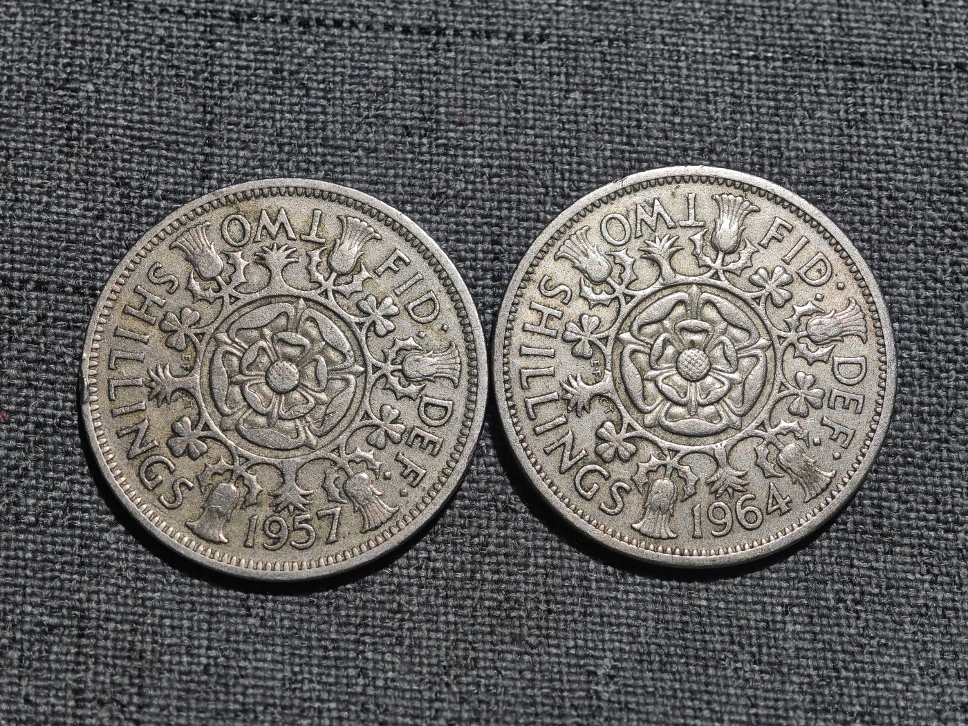 外国硬币收藏店第3期 英国女王老版2先令2枚