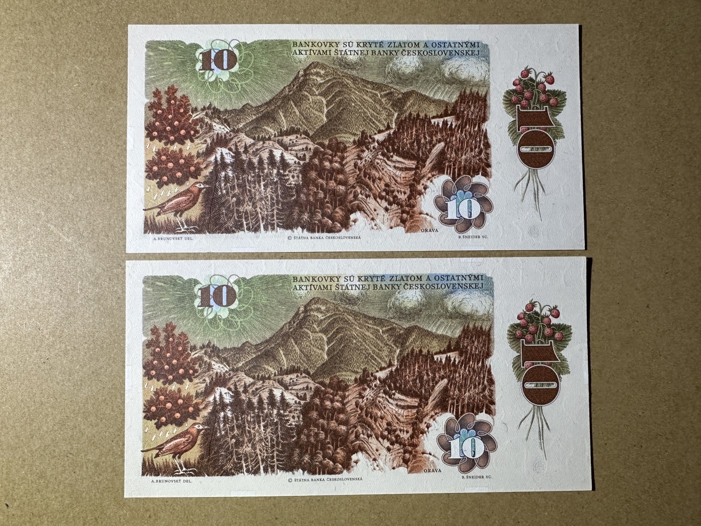 《张总收藏》128期-精品裸币专场 捷克斯洛伐克10克朗2张 UNC 1986年