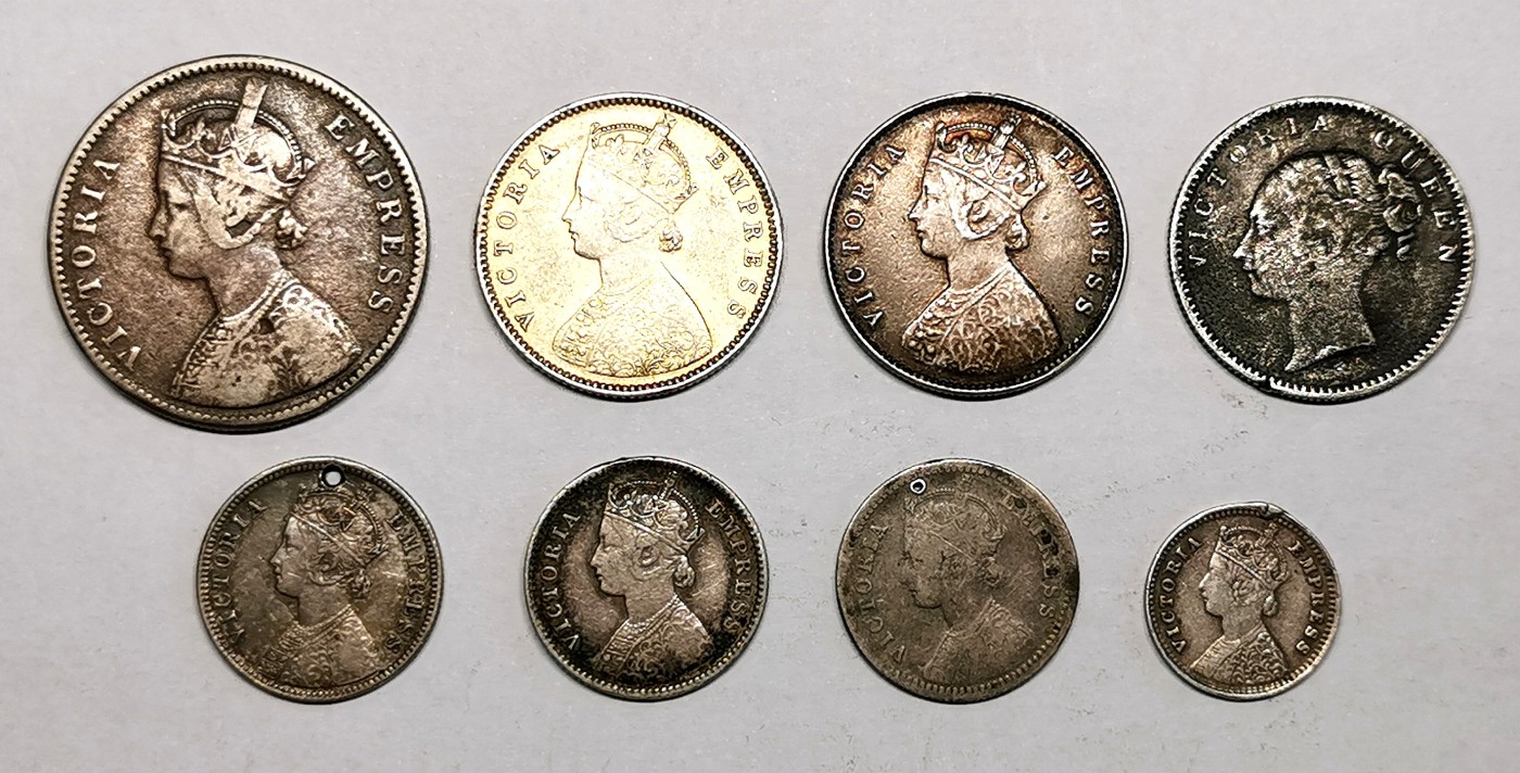 凡希社世界钱币微拍第二百五十六期 英属印度小维银币八枚一组 品相有缺陷