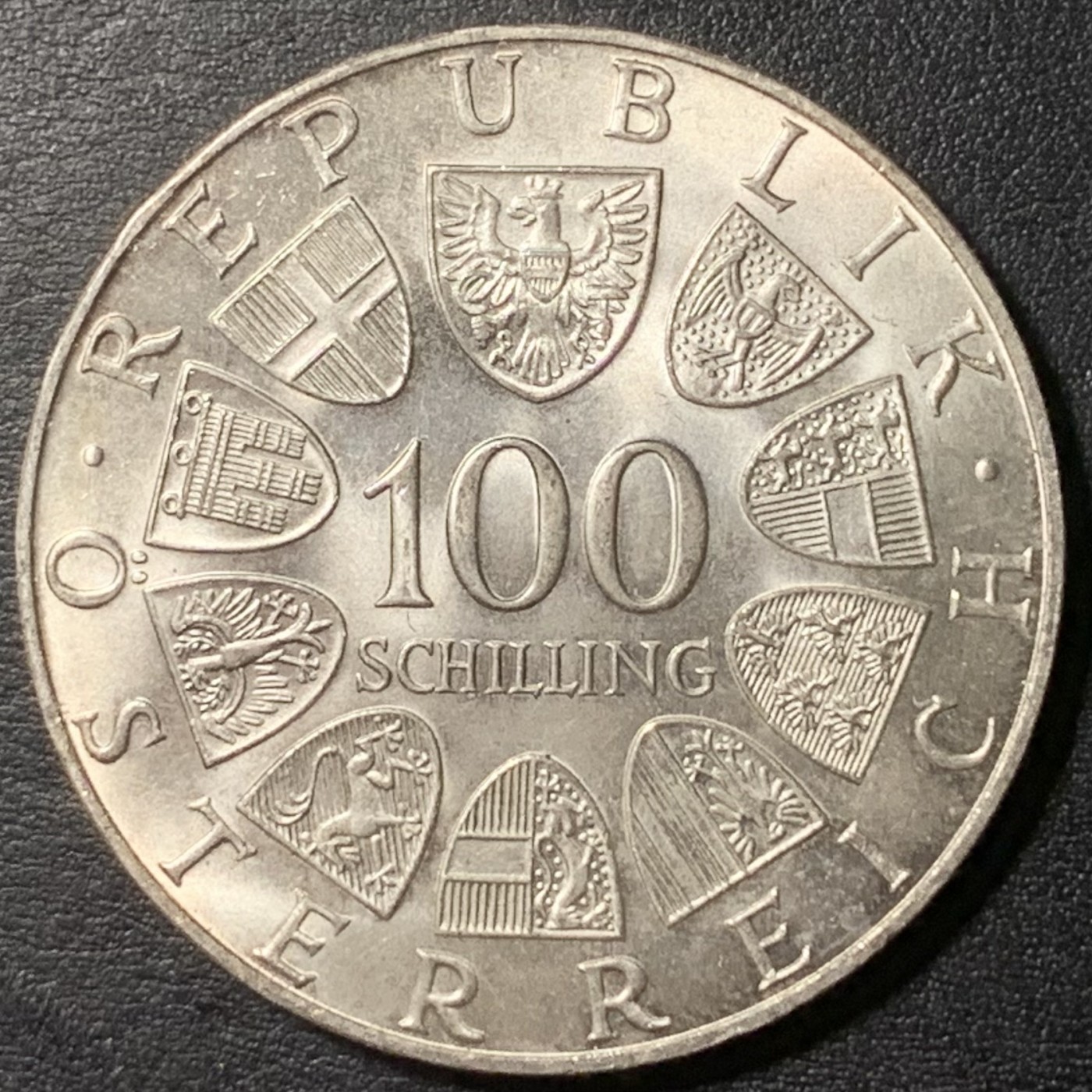 紫瑗钱币——第329期拍卖 奥地利 1975年 约翰 斯特劳斯150周年 100先令 24克 0.64银 UNC
