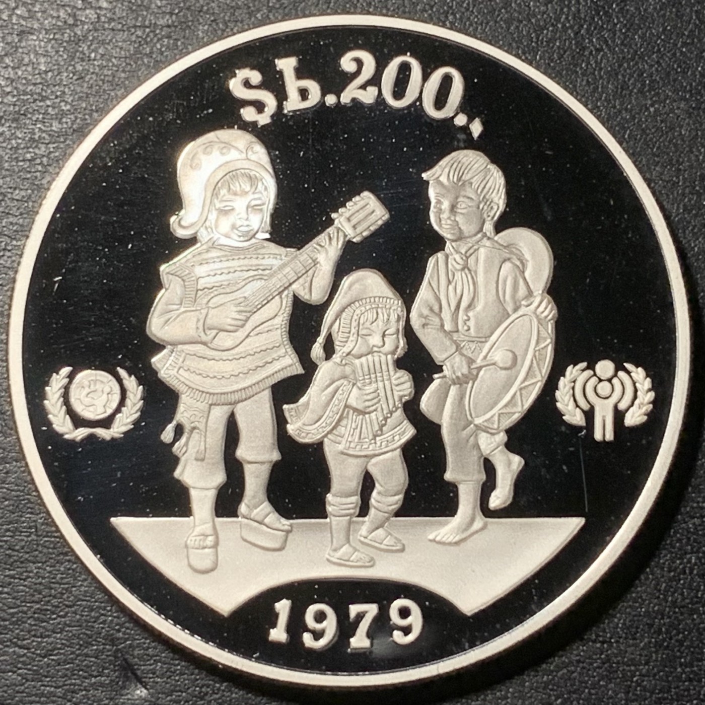 紫瑗钱币——第329期拍卖 玻利维亚 1979年 国际儿童年 200比索 23.32克 0.925银 精制