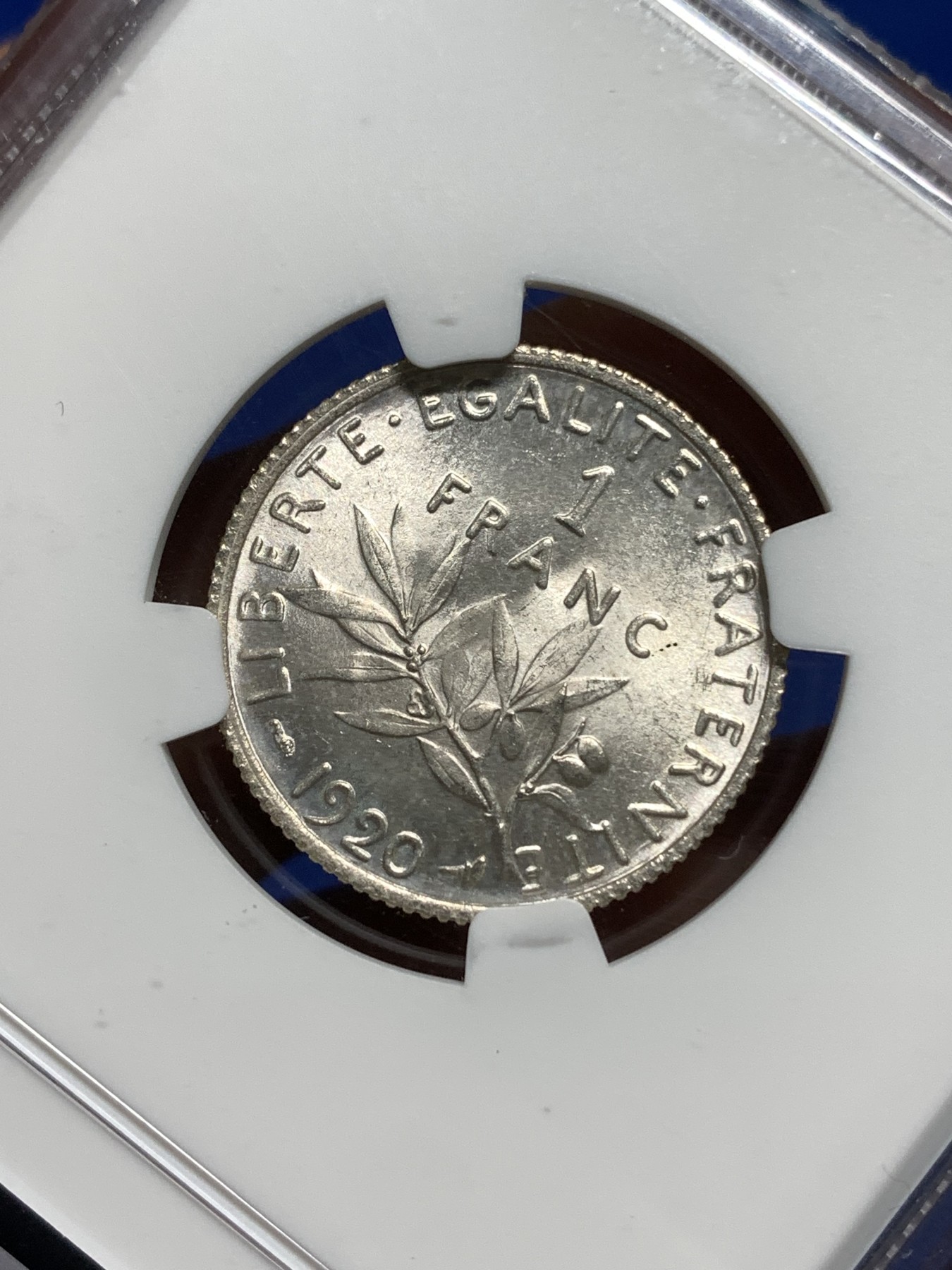 《竞宝斋》第221场-周日，周一 2场 (全场包邮) NGC-MS64 法国1920年播种女神1法郎银币