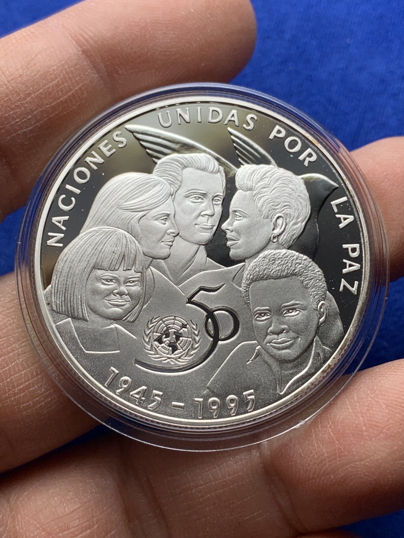 《竞宝斋》第221场-周日，周一 2场 (全场包邮) 古巴1995年纪念联合国成立50周年10比索银币 925银  28.28 克  38.61毫米