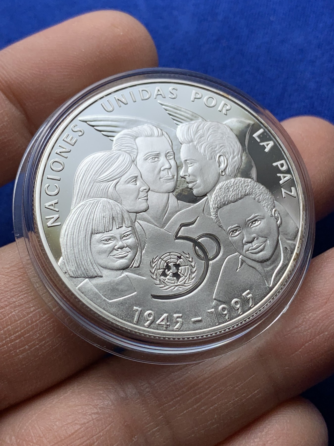 《竞宝斋》第221场-周日，周一 2场 (全场包邮) 古巴1995年纪念联合国成立50周年10比索银币 925银  28.28 克  38.61毫米