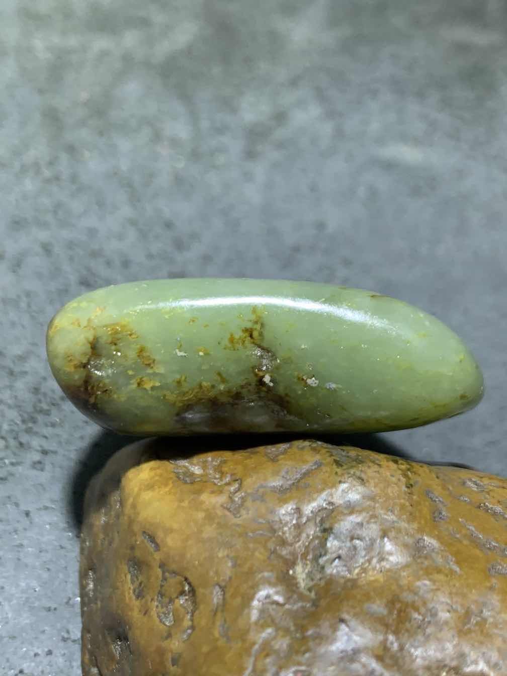 和田青玉独籽一颗，