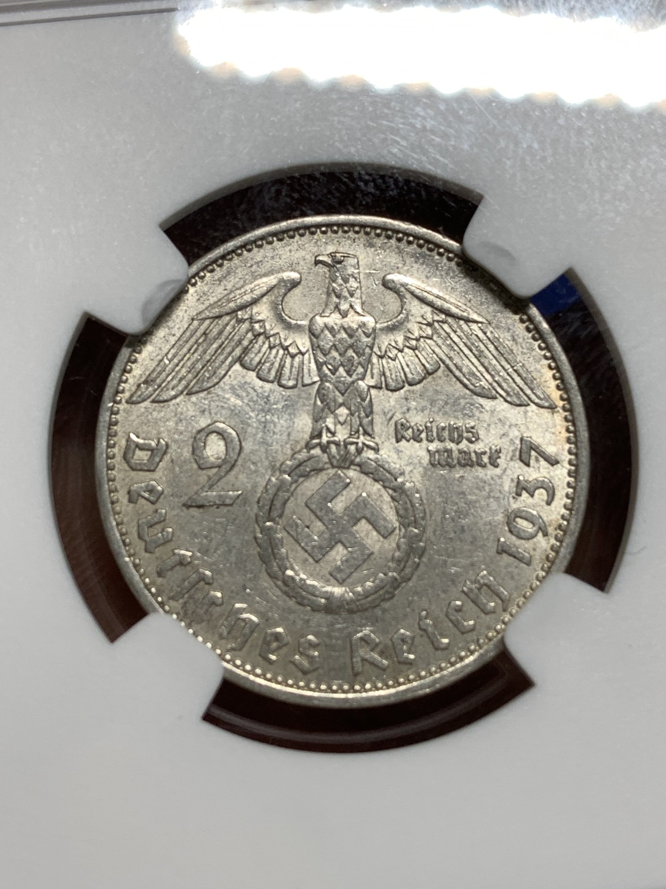 《竞宝斋》第221场-周日，周一 2场 (全场包邮) NGC AU58 德国1937年A版兴登堡2马克银币