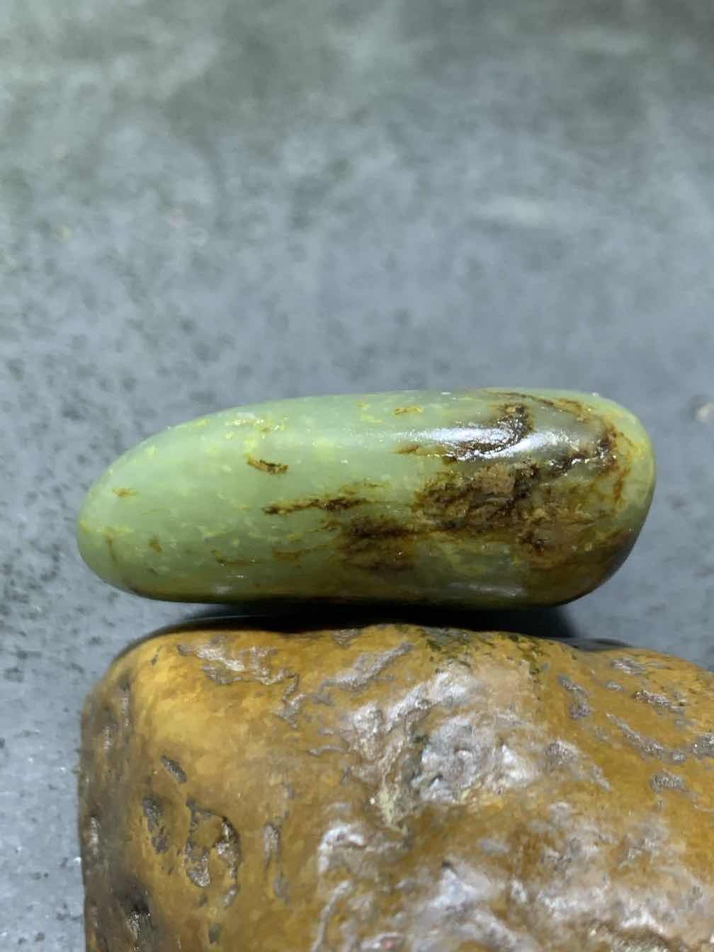 和田青玉独籽一颗，