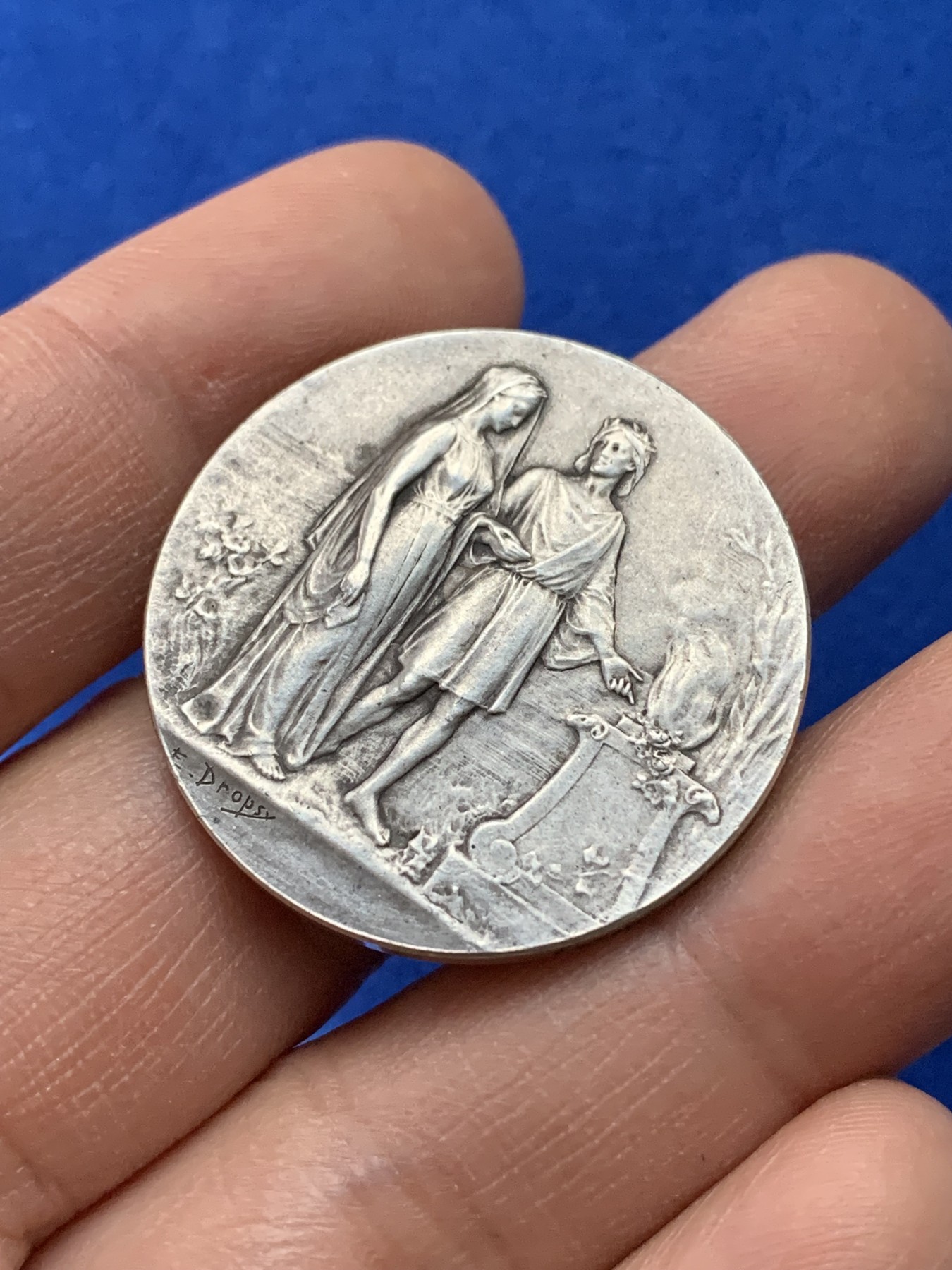 《竞宝斋》第221场-周日，周一 2场 (全场包邮) 1901年法国稀有婚礼银章 32.8毫米 16.5克 边铭 菱形 丰饶角argent银标