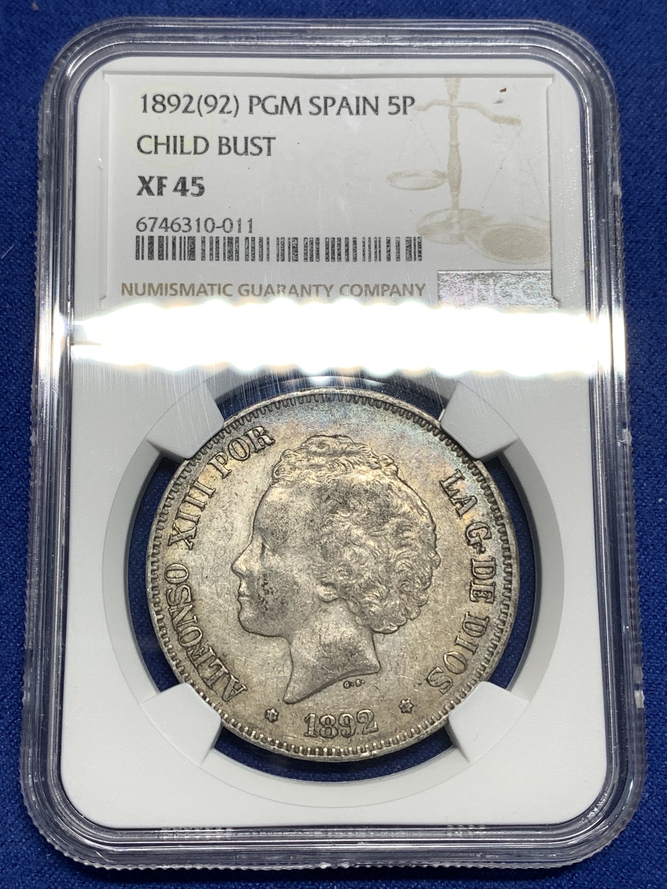 《竞宝斋》第221场-周日，周一 2场 (全场包邮) NGC XF45 西班牙1892年 阿方索十三世爆炸头 5比塞塔双柱大银币 深彩原味包浆