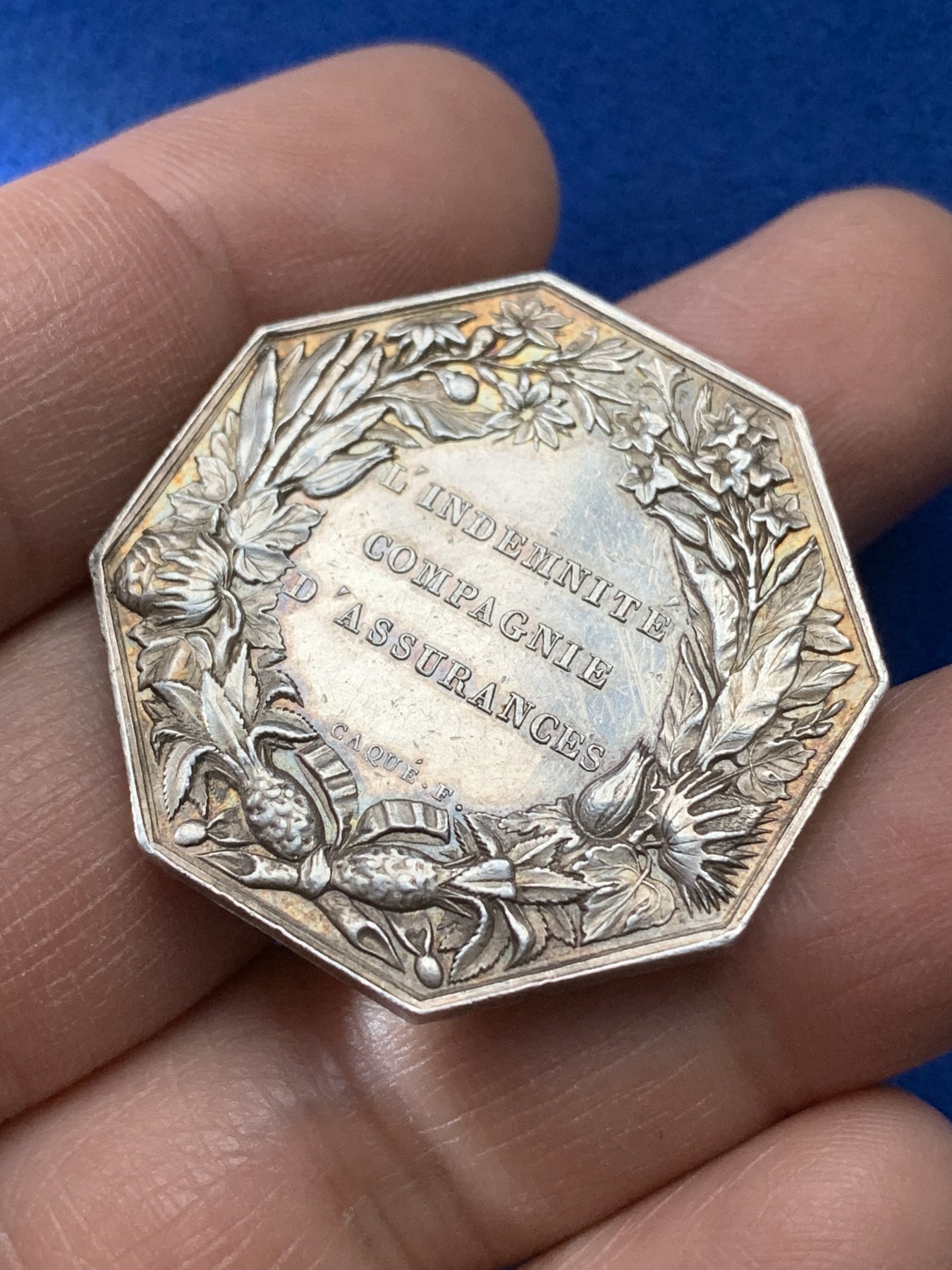 《竞宝斋》第221场-周日，周一 2场 (全场包邮) 法国1836女神八角银质代币，17.8g，34.6mm，神灯边铭，规格挺大，细节丰富