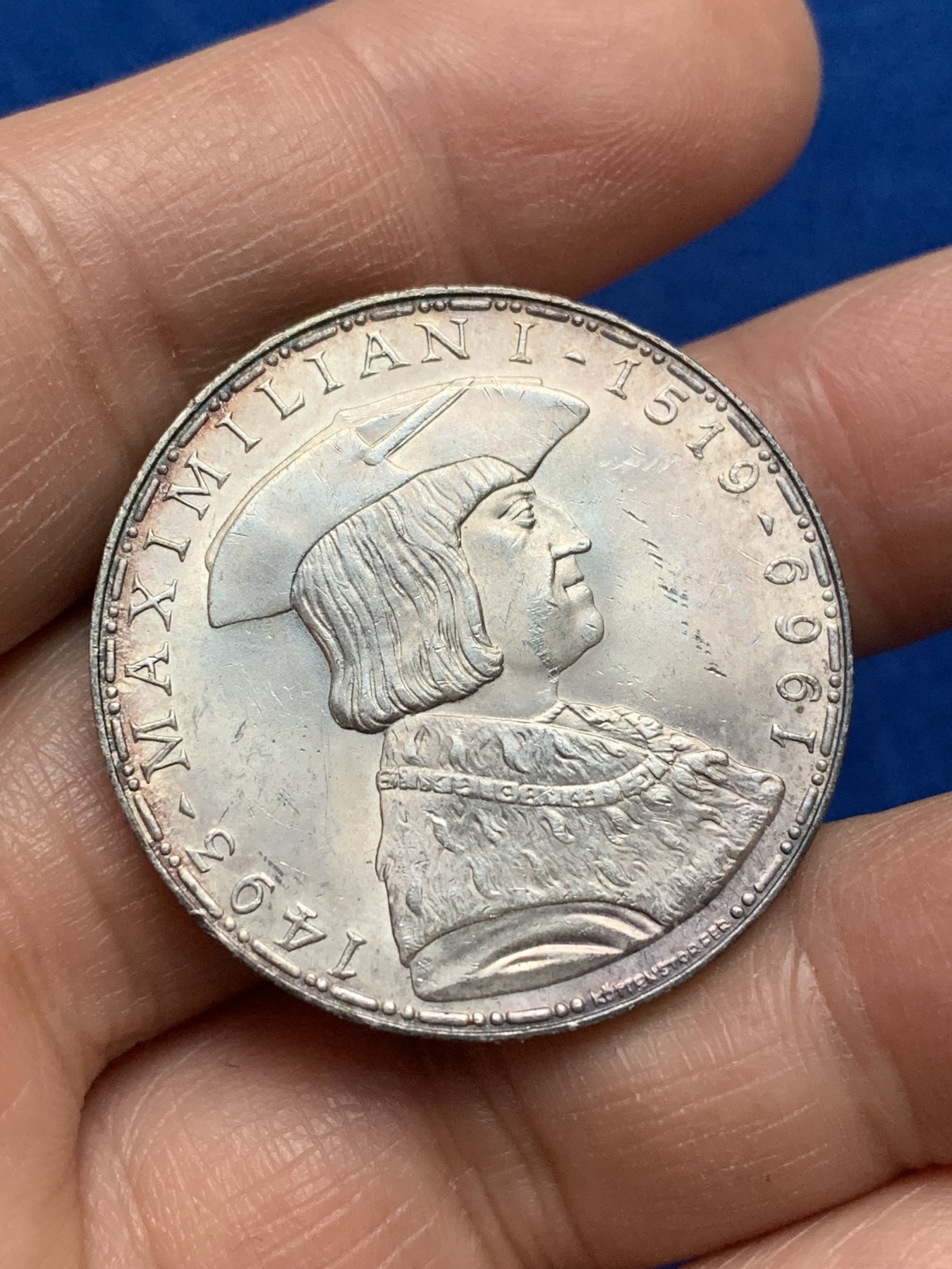 《竞宝斋》第221场-周日，周一 2场 (全场包邮) 奥地利1969年马克西米连一世逝世450周年50先令银币 原光未使用