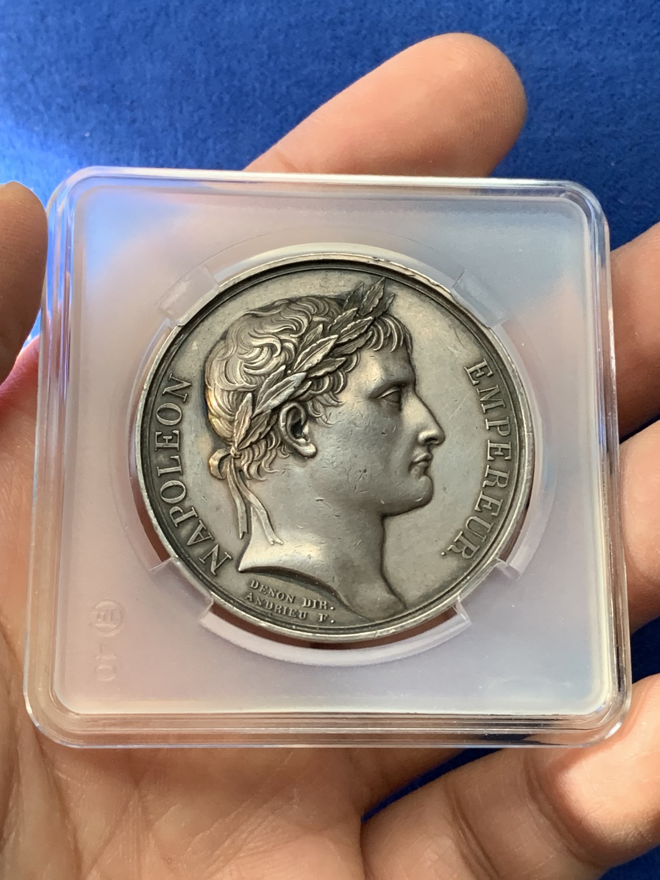 《竞宝斋》第221场-周日，周一 2场 (全场包邮) 1804法国拿破仑一世加冕银章 原铸 40.1毫米 30.4克 早期无边铭