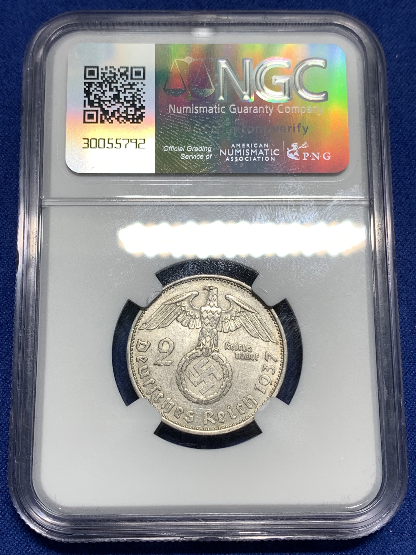《竞宝斋》第221场-周日，周一 2场 (全场包邮) NGC AU58 德国1937年A版兴登堡2马克银币