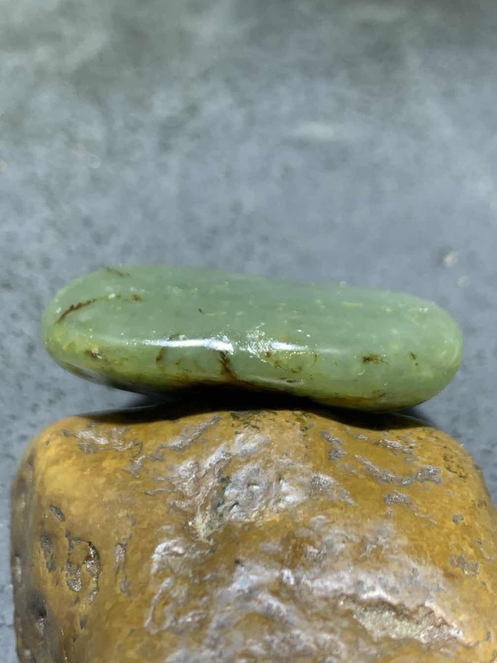 和田青玉独籽一颗，