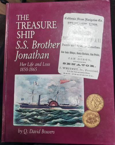 精品世界钱币勋章拍卖第15期 - 1998年绝版书籍，美国s.s brother jonathan号沉船宝藏。414页内容非常丰富，详细讲述了加州淘金热的历史背景以及该沉船宝藏的发现和打捞历史。非常有意思的一本书