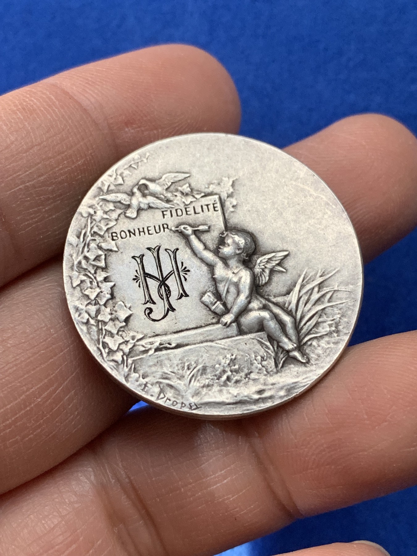 《竞宝斋》第221场-周日，周一 2场 (全场包邮) 1901年法国稀有婚礼银章 32.8毫米 16.5克 边铭 菱形 丰饶角argent银标