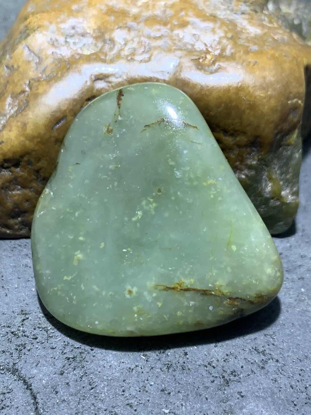 和田青玉独籽一颗，